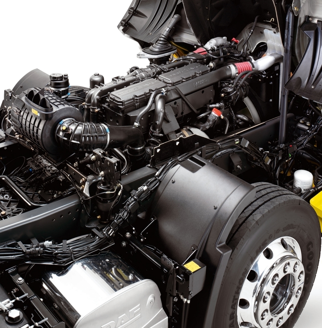 <span style="font-weight: bold;">Двигатель и запчасти</span>